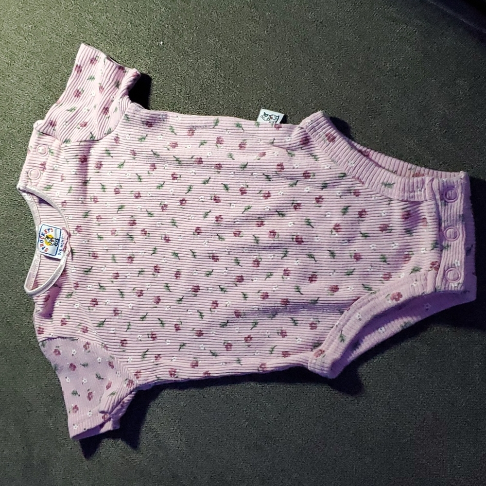 Sprockets Onesie Size 3-6M